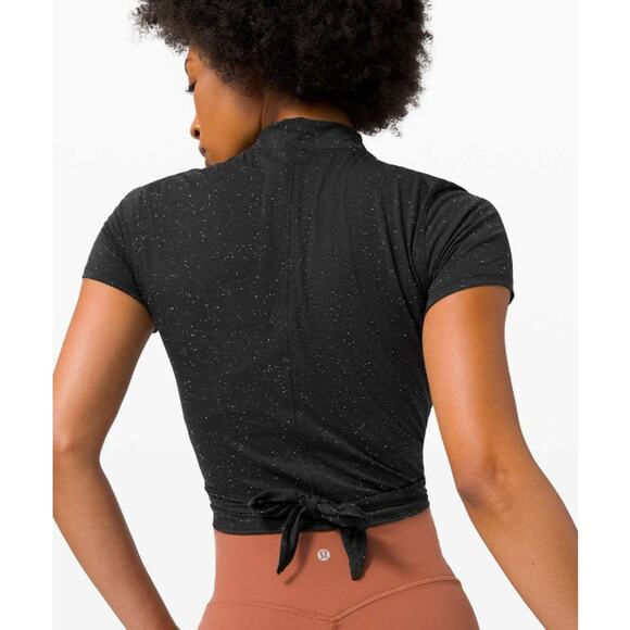 Lululemon Time to Restore Mock Neck Short Sleeve Tie Crop Black & White, Size 8 - Picture 4 of 8